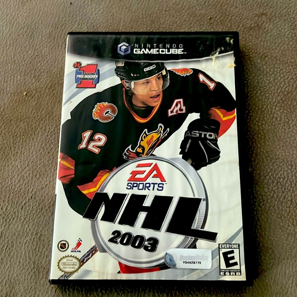 Nintendo GameCube NHL 2003 game